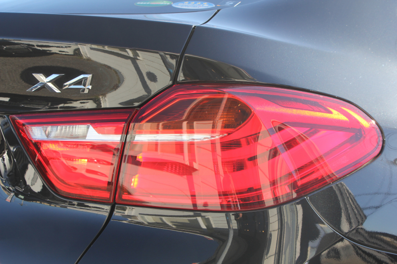 BMW X4 XDrive28i Mｽﾎﾟｰﾂ ｱｽﾘｰﾄP 最終ﾓﾃﾞﾙ ☆期間限定掲載☆NEWﾃﾞｻﾞｲﾝｽﾃｱ ﾋｰﾀｰ茶革 追従ACC ﾚｰﾝﾁｪﾝｼﾞ警告 新HDDﾅﾋﾞTV ｵﾌﾟｼｮﾝ20AW LEDﾍｯﾄﾞﾗｲﾄ&ﾌｫｸﾞ360度ｶﾒﾗ 電動ﾄﾗﾝｸ 衝突軽減ﾌﾞﾚｰｷ 車線逸脱警告 歩行者警告 2年保証