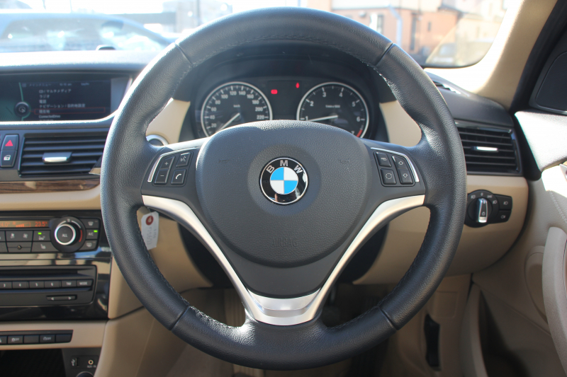 BMW X1 SDrive20i ﾌｧｯｼｮﾆｽﾀ 300台限定車 1ｵｰﾅ 後期LCI ﾍﾞｰｼﾞｭﾚｻﾞｰ ｼｰﾄﾋｰﾀｰ 直噴ﾀｰﾎﾞ8速AT 専用18AW iﾄﾞﾗｲﾌﾞHDDﾅﾋﾞBｶﾒﾗ ｽﾏｰﾄｷｰ ｷｾﾉﾝ ﾐﾗｰETC ｱｲﾄﾞﾘﾝｸﾞｽﾄｯﾌﾟ電動ﾊﾟﾜｰｽﾃｱﾘﾝｸﾞｸﾛｰﾑﾗｲﾝｴｸｽﾃﾘｱ ｳｯﾄﾞﾊﾟﾈﾙ 2年保証