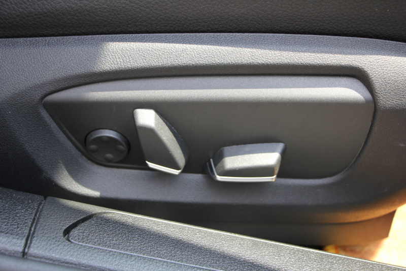 BMW 7シリーズ 740i Mｽﾎﾟｰﾂ ﾌﾟﾗｽP 後期☆期間限定掲載☆ｻﾝﾙｰﾌ 全席ﾋｰﾀｰ黒革 LEDﾍｯﾄﾞﾗｲﾄ 液晶ﾒｰﾀｰ N55新ｴﾝｼﾞﾝ 8速AT 320馬力 全ﾄﾞｱｿﾌﾄｸﾛｰｽﾞ電動ﾄﾗﾝｸ ｸﾙｺﾝ 20AW 専用ｴｱﾛ HDDﾅﾋﾞﾌﾙｾｸﾞTV Bｶﾒﾗ ｽﾏｰﾄｷｰ ﾊﾟﾄﾞﾙｼﾌﾄ 2年保証