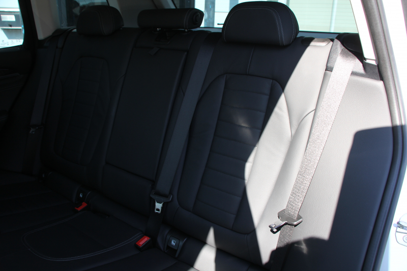 BMW X3 Xdrive20d Xﾗｲﾝ ﾊｲﾗｲﾝ 1ｵ-ﾅ 真珠色 HUD 全席ﾋｰﾀｰ黒革 ﾍﾞﾝﾁﾚｰｼｮﾝ ｱﾝﾋﾞｴﾝﾄﾗｲﾄ ﾘｱｼｰﾄﾊﾞｯｸ調整 追従ACC ｽﾃｱﾘﾝｸﾞｻﾎﾟｰﾄ LEDﾍｯﾄﾞﾗｲﾄ ｵｰﾄﾊｲﾋﾞｰﾑ ﾀｯﾁ画面対応HDDﾅﾋﾞTV 360度ｶﾒﾗ PDC緊急ﾌﾞﾚｰｷ 電動ﾘｱｹﾞｰﾄ 2年保証