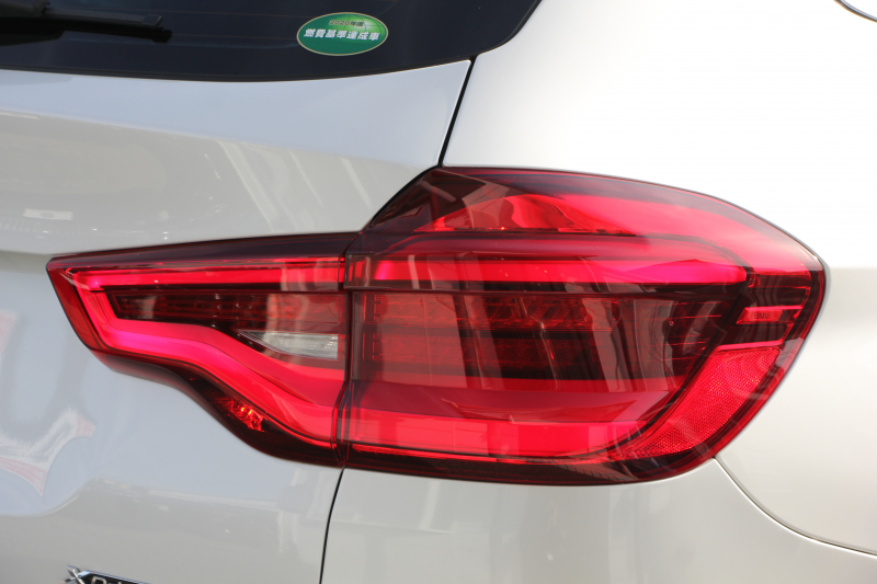 BMW X3 Xdrive20d Xﾗｲﾝ ﾊｲﾗｲﾝ 1ｵ-ﾅ 真珠色 HUD 全席ﾋｰﾀｰ黒革 ﾍﾞﾝﾁﾚｰｼｮﾝ ｱﾝﾋﾞｴﾝﾄﾗｲﾄ ﾘｱｼｰﾄﾊﾞｯｸ調整 追従ACC ｽﾃｱﾘﾝｸﾞｻﾎﾟｰﾄ LEDﾍｯﾄﾞﾗｲﾄ ｵｰﾄﾊｲﾋﾞｰﾑ ﾀｯﾁ画面対応HDDﾅﾋﾞTV 360度ｶﾒﾗ PDC緊急ﾌﾞﾚｰｷ 電動ﾘｱｹﾞｰﾄ 2年保証