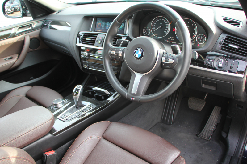 BMW X4 Xdrive28i Mｽﾎﾟｰﾂ ｱｽﾘｰﾄP 最終ﾓﾃﾞﾙ ｻﾝﾙｰﾌ ﾋｰﾀｰ付ﾓｶﾚｻﾞｰ LEDﾍｯﾄﾞﾗｲﾄ 追従ACC ﾚｰﾝﾁｪﾝｼﾞ警告 変更後新HDDﾅﾋﾞTV ｵﾌﾟｼｮﾝ20AW NEWﾃﾞｻﾞｲﾝｽﾃｱﾘﾝｸﾞ衝突軽減ﾌﾞﾚｰｷ 車線逸脱警告 歩行者警告 電動ﾘｱｹﾞｰﾄ ﾊﾟﾄﾞﾙｼﾌﾄ 360度ｶﾒﾗ 2年保証