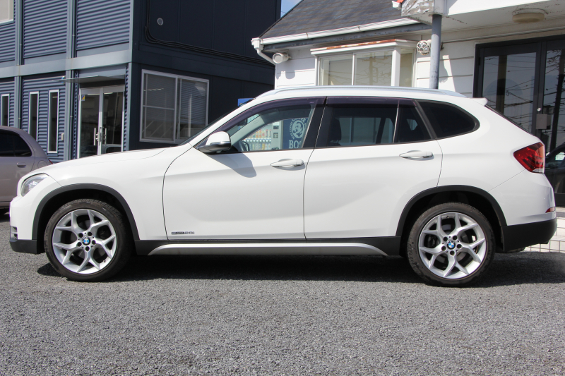 BMW X1 Sﾄﾞﾗｲﾌﾞ20i Xﾗｲﾝ 後期 HDDﾅﾋﾞｹﾞｰｼｮﾝ&ﾊﾟｰｷﾝｸﾞｻﾎﾟｰﾄP 直噴ﾀｰﾎﾞ8速AT ECOPROﾓｰﾄﾞiﾄﾞﾗｲﾌﾞHDDﾅﾋﾞBｶﾒﾗ&ｿﾅｰ DVD再生 MｻｰﾊﾞBluetoothｵｰﾃﾞｨｵ ｽﾏｰﾄｷｰ ｷｾﾉﾝ ﾐﾗｰETC ﾙｰﾌﾚｰﾙ ﾊｰﾌﾚｻﾞｰｼｰﾄ 2年保証
