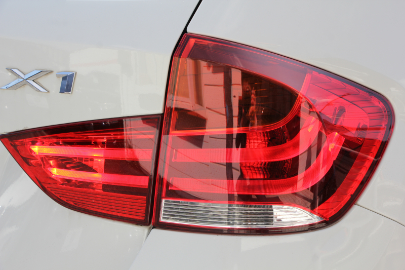 BMW X1 Sﾄﾞﾗｲﾌﾞ20i Xﾗｲﾝ 後期 HDDﾅﾋﾞｹﾞｰｼｮﾝ&ﾊﾟｰｷﾝｸﾞｻﾎﾟｰﾄP 直噴ﾀｰﾎﾞ8速AT ECOPROﾓｰﾄﾞiﾄﾞﾗｲﾌﾞHDDﾅﾋﾞBｶﾒﾗ&ｿﾅｰ DVD再生 MｻｰﾊﾞBluetoothｵｰﾃﾞｨｵ ｽﾏｰﾄｷｰ ｷｾﾉﾝ ﾐﾗｰETC ﾙｰﾌﾚｰﾙ ﾊｰﾌﾚｻﾞｰｼｰﾄ 2年保証