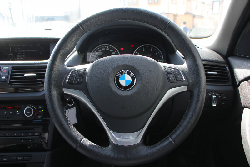 BMW X1 Sﾄﾞﾗｲﾌﾞ20i Xﾗｲﾝ 後期 HDDﾅﾋﾞｹﾞｰｼｮﾝ&ﾊﾟｰｷﾝｸﾞｻﾎﾟｰﾄP 直噴ﾀｰﾎﾞ8速AT ECOPROﾓｰﾄﾞiﾄﾞﾗｲﾌﾞHDDﾅﾋﾞBｶﾒﾗ&ｿﾅｰ DVD再生 MｻｰﾊﾞBluetoothｵｰﾃﾞｨｵ ｽﾏｰﾄｷｰ ｷｾﾉﾝ ﾐﾗｰETC ﾙｰﾌﾚｰﾙ ﾊｰﾌﾚｻﾞｰｼｰﾄ 2年保証