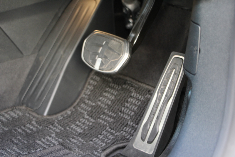 BMW 2シリーズ 218d ｸﾞﾗﾝｸｰﾍﾟMｽﾎﾟｰﾂ Edition Joy+ 1ｵｰﾅ ﾅﾋﾞｹﾞｰｼｮﾝP BMWﾗｲﾌﾞｺｯｸﾋﾟｯﾄ ｱｯﾌﾟﾙｶｰﾌﾟﾚｲ AI音声会話 置くだけ充電 後退ｱｼｽﾄ 追従ACC LEDﾍｯﾄﾞﾗｲﾄ ﾊｰﾌﾚｻﾞｰ電動ｼｰﾄ ｼｰﾄﾒﾓﾘ‐ 専用ｴｱﾛ 18AW 8速AT ｽﾏｰﾄｷｰ 2.0Lﾃﾞｨｰｾﾞﾙﾀｰﾎﾞ2年保証