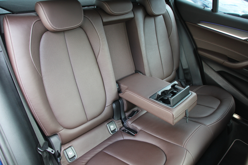 BMW X2 Xdrive20i MｽﾎﾟｰﾂX 4WD ﾃﾞﾋﾞｭｰP ﾊｲﾗｲﾝ ｺﾝﾌｫｰﾄP 1ｵｰﾅ 追従ACC HUD ﾋｰﾀｰ茶革 電動ｼｰﾄ ｵﾌﾟｼｮﾝ20AW Mﾘｱｽﾎﾟｲﾗｰ ﾀｯﾁ画面HDDﾅﾋﾞBｶﾒﾗ Pｱｼｽﾄ Bluetooth接続 電動ﾄﾗﾝｸ LEDﾍｯﾄﾞﾗｲﾄ&ﾌｫｸﾞｽﾏｰﾄｷｰ 8速AT 2年保証