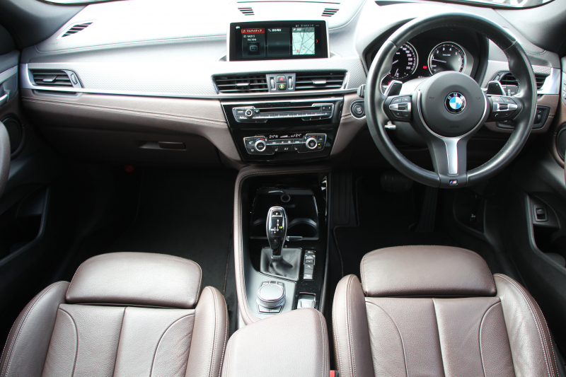 BMW X2 Xdrive20i MｽﾎﾟｰﾂX 4WD ﾃﾞﾋﾞｭｰP ﾊｲﾗｲﾝ ｺﾝﾌｫｰﾄP 1ｵｰﾅ 追従ACC HUD ﾋｰﾀｰ茶革 電動ｼｰﾄ ｵﾌﾟｼｮﾝ20AW Mﾘｱｽﾎﾟｲﾗｰ ﾀｯﾁ画面HDDﾅﾋﾞBｶﾒﾗ Pｱｼｽﾄ Bluetooth接続 電動ﾄﾗﾝｸ LEDﾍｯﾄﾞﾗｲﾄ&ﾌｫｸﾞｽﾏｰﾄｷｰ 8速AT 2年保証