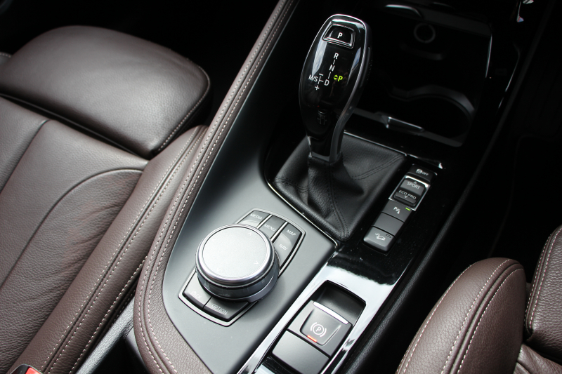 BMW X2 Xdrive20i MｽﾎﾟｰﾂX 4WD ﾃﾞﾋﾞｭｰP ﾊｲﾗｲﾝ ｺﾝﾌｫｰﾄP 1ｵｰﾅ 追従ACC HUD ﾋｰﾀｰ茶革 電動ｼｰﾄ ｵﾌﾟｼｮﾝ20AW Mﾘｱｽﾎﾟｲﾗｰ ﾀｯﾁ画面HDDﾅﾋﾞBｶﾒﾗ Pｱｼｽﾄ Bluetooth接続 電動ﾄﾗﾝｸ LEDﾍｯﾄﾞﾗｲﾄ&ﾌｫｸﾞｽﾏｰﾄｷｰ 8速AT 2年保証