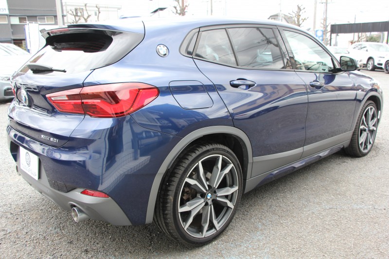 BMW X2 Xdrive20i MｽﾎﾟｰﾂX 4WD ﾃﾞﾋﾞｭｰP ﾊｲﾗｲﾝ ｺﾝﾌｫｰﾄP 1ｵｰﾅ 追従ACC HUD ﾋｰﾀｰ茶革 電動ｼｰﾄ ｵﾌﾟｼｮﾝ20AW Mﾘｱｽﾎﾟｲﾗｰ ﾀｯﾁ画面HDDﾅﾋﾞBｶﾒﾗ Pｱｼｽﾄ Bluetooth接続 電動ﾄﾗﾝｸ LEDﾍｯﾄﾞﾗｲﾄ&ﾌｫｸﾞｽﾏｰﾄｷｰ 8速AT 2年保証