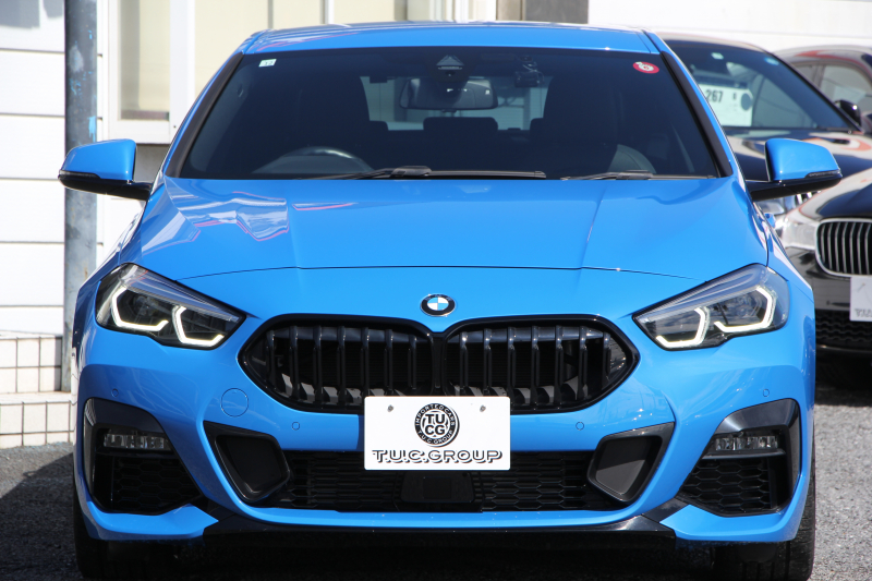 BMW 2シリーズ 218d ｸﾞﾗﾝｸｰﾍﾟMｽﾎﾟｰﾂ 本革仕様 ﾋｰﾀｰ黒革 電動ｼｰﾄ ﾅﾋﾞｹﾞｰｼｮﾝP BMWﾗｲﾌﾞｺｯｸﾋﾟｯﾄ ｱｯﾌﾟﾙｶｰﾌﾟﾚｲ AI音声会話 置くだけ充電 後退ｱｼｽﾄ 追従ACC LEDﾍｯﾄﾞﾗｲﾄ 専用ｴｱﾛ 18AW 8速AT ｽﾏｰﾄｷｰ 2.0Lﾃﾞｨｰｾﾞﾙﾀｰﾎﾞ 2年保証