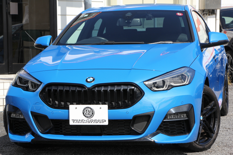 BMW 2シリーズ 218d ｸﾞﾗﾝｸｰﾍﾟMｽﾎﾟｰﾂ 本革仕様 ﾋｰﾀｰ黒革 電動ｼｰﾄ ﾅﾋﾞｹﾞｰｼｮﾝP BMWﾗｲﾌﾞｺｯｸﾋﾟｯﾄ ｱｯﾌﾟﾙｶｰﾌﾟﾚｲ AI音声会話 置くだけ充電 後退ｱｼｽﾄ 追従ACC LEDﾍｯﾄﾞﾗｲﾄ 専用ｴｱﾛ 18AW 8速AT ｽﾏｰﾄｷｰ 2.0Lﾃﾞｨｰｾﾞﾙﾀｰﾎﾞ 2年保証