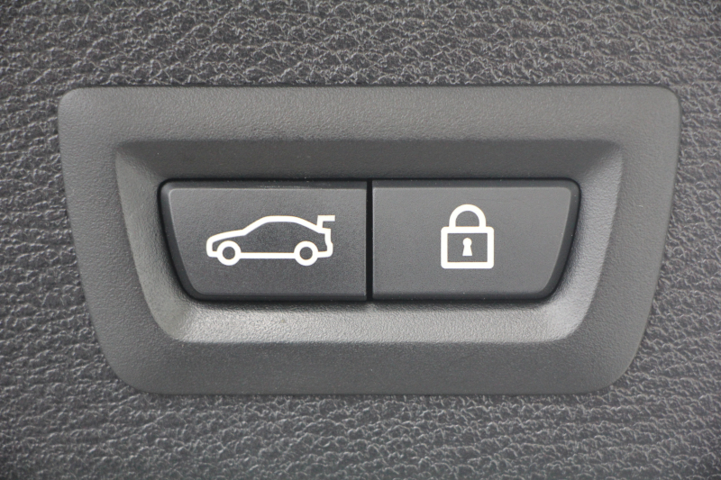 BMW X3 Xdrive20d Mｽﾎﾟｰﾂ 後期LCI 1ｵｰﾅ 追従ACC HUD ﾋｰﾀｰ黒革 衝突軽減ﾌﾞﾚｰｷ 車線逸脱警告 歩行者警告 ｵﾌﾟｼｮﾝ19AW 360度ｶﾒﾗ HDDﾅﾋﾞTV Bluetooth接続 電動ﾘｱｹﾞｰﾄ LEDﾌｫｸﾞﾗｲﾄ ｽﾏｰﾄｷｰ 2年保証