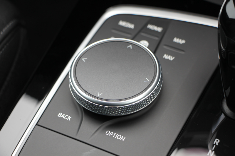 BMW 2シリーズ M235i ｸﾞﾗﾝｸｰﾍﾟXdrive 4WD 1ｵｰﾅ 本革仕様 ﾋｰﾀｰ黒革 Mｽﾎﾟｰﾂｼｰﾄ 306馬力 Eibach車高調 BBS18AW 3Ddesign&ﾏｯｸｽﾄﾝﾃﾞｻﾞｲﾝｴｱﾛ Mｼｰﾄﾍﾞﾙﾄ 追従ACC 後退ｱｼｽﾄ ﾗｲﾌﾞｺｯｸﾋﾟｯﾄ ｱｯﾌﾟﾙｶｰﾌﾟﾚｲ 置くだけ充電 LEDﾍｯﾄﾞﾗｲﾄ 2年保証