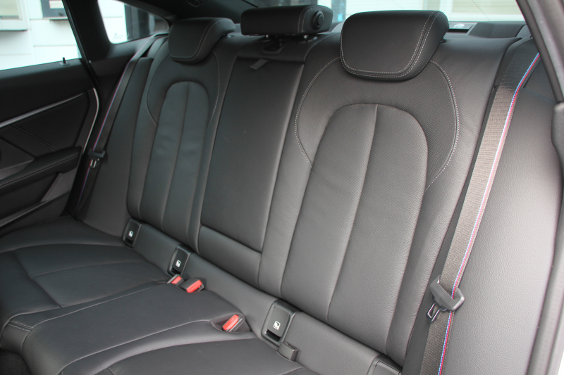 BMW 2シリーズ M235i ｸﾞﾗﾝｸｰﾍﾟXdrive 4WD 1ｵｰﾅ 本革仕様 ﾋｰﾀｰ黒革 Mｽﾎﾟｰﾂｼｰﾄ 306馬力 Eibach車高調 BBS18AW 3Ddesign&ﾏｯｸｽﾄﾝﾃﾞｻﾞｲﾝｴｱﾛ Mｼｰﾄﾍﾞﾙﾄ 追従ACC 後退ｱｼｽﾄ ﾗｲﾌﾞｺｯｸﾋﾟｯﾄ ｱｯﾌﾟﾙｶｰﾌﾟﾚｲ 置くだけ充電 LEDﾍｯﾄﾞﾗｲﾄ 2年保証