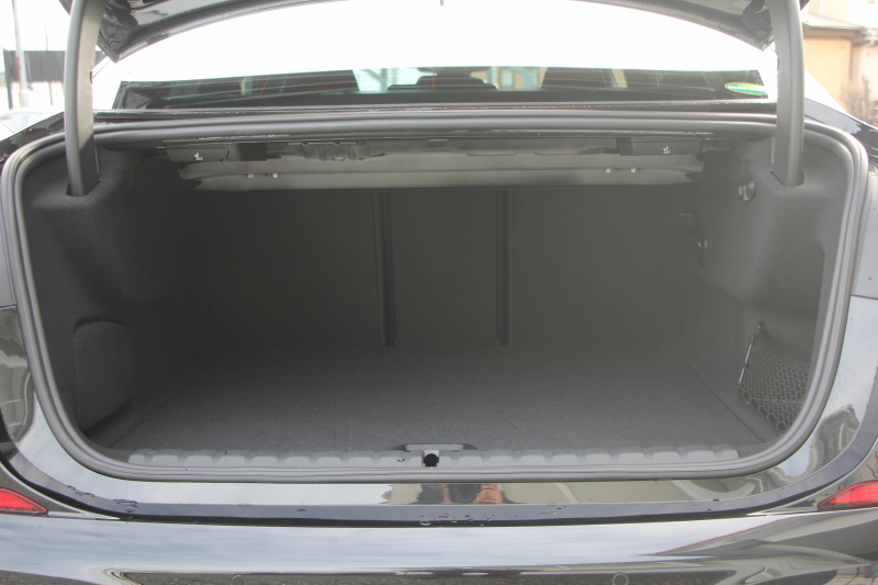 BMW 2シリーズ M235i ｸﾞﾗﾝｸｰﾍﾟXdrive 4WD ﾌﾟﾗｽﾊﾟｯｹｰｼﾞ1ｵｰﾅ 本革仕様 ﾋｰﾀｰ黒革 ｱﾀﾞﾌﾟﾃｨﾌﾞｻｽ Mｽﾎﾟｰﾂｼｰﾄ 306馬力 Mｼｰﾄﾍﾞﾙﾄ 追従ACC 後退ｱｼｽﾄ ﾗｲﾌﾞｺｯｸﾋﾟｯﾄ ｱｯﾌﾟﾙｶｰﾌﾟﾚｲ 置くだけ充電 LEDﾍｯﾄﾞﾗｲﾄ 2年保証