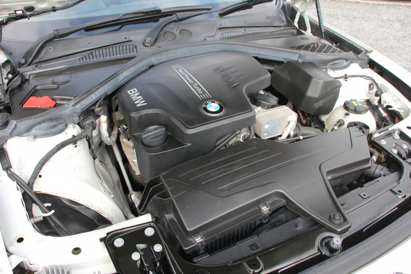 BMW 2シリーズ 220i ｸｰﾍﾟMｽﾎﾟｰﾂ 衝突軽減ﾌﾞﾚｰｷ 車線逸脱警告 歩行者警告 ﾌﾞﾚｰｷ付ｸﾙｺﾝ ﾀｯﾁﾊﾟｯﾄﾞ対応HDDﾅﾋﾞBｶﾒﾗ 専用ｴｱﾛ 17AW ｼ-ﾄﾒﾓﾘ- ｽﾏｰﾄｷｰ 直噴ﾀｰﾎﾞ8速AT ﾐﾗｰETC Bluetooth接続 2年保証