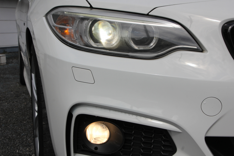 BMW 2シリーズ 220i ｸｰﾍﾟMｽﾎﾟｰﾂ 衝突軽減ﾌﾞﾚｰｷ 車線逸脱警告 歩行者警告 ﾌﾞﾚｰｷ付ｸﾙｺﾝ ﾀｯﾁﾊﾟｯﾄﾞ対応HDDﾅﾋﾞBｶﾒﾗ 専用ｴｱﾛ 17AW ｼ-ﾄﾒﾓﾘ- ｽﾏｰﾄｷｰ 直噴ﾀｰﾎﾞ8速AT ﾐﾗｰETC Bluetooth接続 2年保証