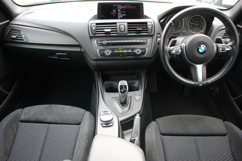 BMW 2シリーズ 220i ｸｰﾍﾟMｽﾎﾟｰﾂ 衝突軽減ﾌﾞﾚｰｷ 車線逸脱警告 歩行者警告 ﾌﾞﾚｰｷ付ｸﾙｺﾝ ﾀｯﾁﾊﾟｯﾄﾞ対応HDDﾅﾋﾞBｶﾒﾗ 専用ｴｱﾛ 17AW ｼ-ﾄﾒﾓﾘ- ｽﾏｰﾄｷｰ 直噴ﾀｰﾎﾞ8速AT ﾐﾗｰETC Bluetooth接続 2年保証