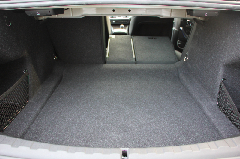 BMW 3シリーズ 320i Mｽﾎﾟｰﾂ ｺﾝﾌｫｰﾄ&ﾃﾞﾋﾞｭｰP 真珠色 ｻﾝﾙｰﾌ ﾋｰﾀｰ黒革 ｵﾌﾟｼｮﾝ19AW LEDﾍｯﾄﾞﾗｲﾄ DｱｼｽﾄPRO 追従ACC ｽﾃｱﾘﾝｸﾞ&ﾚｰﾝｱｼｽﾄ BMWﾗｲﾌﾞｺｯｸﾋﾟｯﾄ 電動ﾄﾗﾝｸ ｱｯﾌﾟﾙｶｰﾌﾟﾚｲ HDDﾅﾋﾞﾜｲﾔﾚｽ充電 Hifiｽﾋﾟｰｶｰ 2年保証