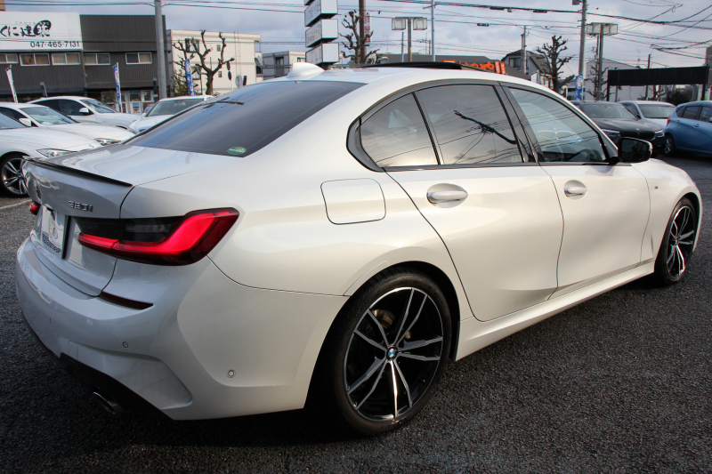 BMW 3シリーズ 320i Mｽﾎﾟｰﾂ ｺﾝﾌｫｰﾄ&ﾃﾞﾋﾞｭｰP 真珠色 ｻﾝﾙｰﾌ ﾋｰﾀｰ黒革 ｵﾌﾟｼｮﾝ19AW LEDﾍｯﾄﾞﾗｲﾄ DｱｼｽﾄPRO 追従ACC ｽﾃｱﾘﾝｸﾞ&ﾚｰﾝｱｼｽﾄ BMWﾗｲﾌﾞｺｯｸﾋﾟｯﾄ 電動ﾄﾗﾝｸ ｱｯﾌﾟﾙｶｰﾌﾟﾚｲ HDDﾅﾋﾞﾜｲﾔﾚｽ充電 Hifiｽﾋﾟｰｶｰ 2年保証