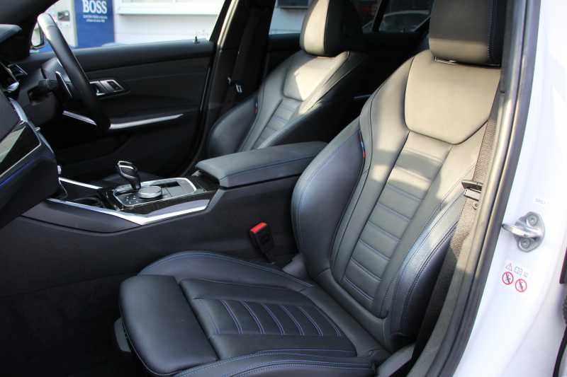 BMW 3シリーズ 320i Mｽﾎﾟｰﾂ ｺﾝﾌｫｰﾄ&ﾃﾞﾋﾞｭｰP 真珠色 ｻﾝﾙｰﾌ ﾋｰﾀｰ黒革 ｵﾌﾟｼｮﾝ19AW LEDﾍｯﾄﾞﾗｲﾄ DｱｼｽﾄPRO 追従ACC ｽﾃｱﾘﾝｸﾞ&ﾚｰﾝｱｼｽﾄ BMWﾗｲﾌﾞｺｯｸﾋﾟｯﾄ 電動ﾄﾗﾝｸ ｱｯﾌﾟﾙｶｰﾌﾟﾚｲ HDDﾅﾋﾞﾜｲﾔﾚｽ充電 Hifiｽﾋﾟｰｶｰ 2年保証