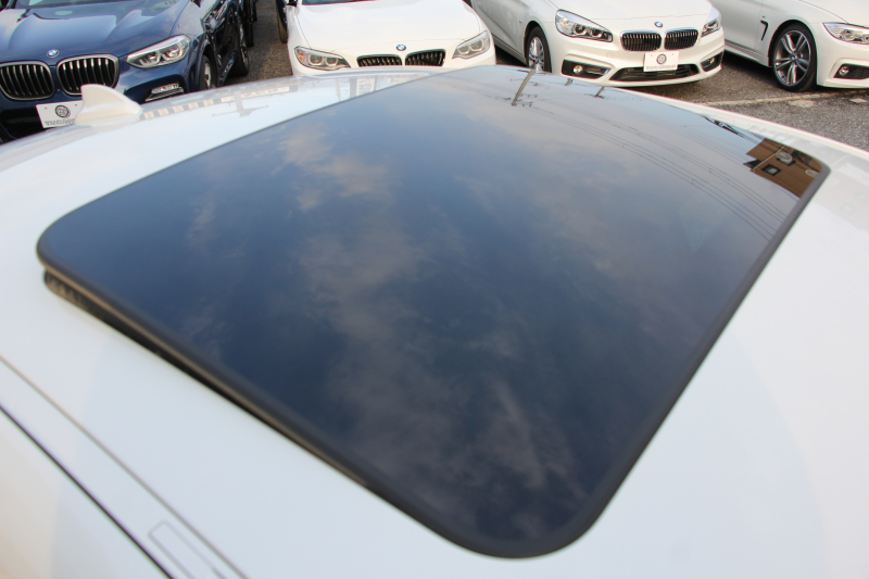 BMW 3シリーズ 320i Mｽﾎﾟｰﾂ ｺﾝﾌｫｰﾄ&ﾃﾞﾋﾞｭｰP 真珠色 ｻﾝﾙｰﾌ ﾋｰﾀｰ黒革 ｵﾌﾟｼｮﾝ19AW LEDﾍｯﾄﾞﾗｲﾄ DｱｼｽﾄPRO 追従ACC ｽﾃｱﾘﾝｸﾞ&ﾚｰﾝｱｼｽﾄ BMWﾗｲﾌﾞｺｯｸﾋﾟｯﾄ 電動ﾄﾗﾝｸ ｱｯﾌﾟﾙｶｰﾌﾟﾚｲ HDDﾅﾋﾞﾜｲﾔﾚｽ充電 Hifiｽﾋﾟｰｶｰ 2年保証