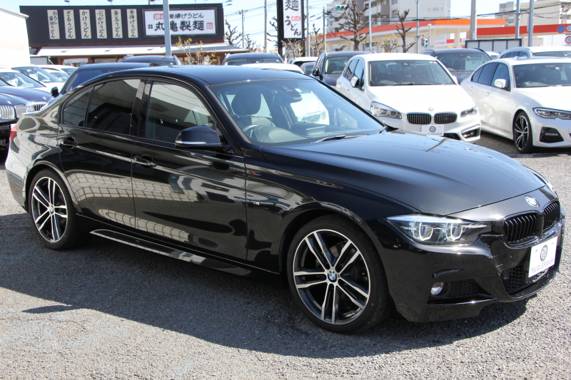 BMW 3シリーズ 320d Mｽﾎﾟｰﾂ ｴﾃﾞｨｼｮﾝｼｬﾄﾞｰ 特別仕様車 ﾋｰﾀｰ黒革 液晶ﾒｰﾀｰ 19AW ﾀﾞｰｸLEDﾍｯﾄﾞﾗｲﾄ&ﾃｰﾙ ﾀｯﾁ画面HDDﾅﾋﾞ追従ACC ﾚｰﾝﾁｪﾝｼﾞ警告 衝突軽減ﾌﾞﾚｰｷ 車線逸脱警告 歩行者警告 2年保証