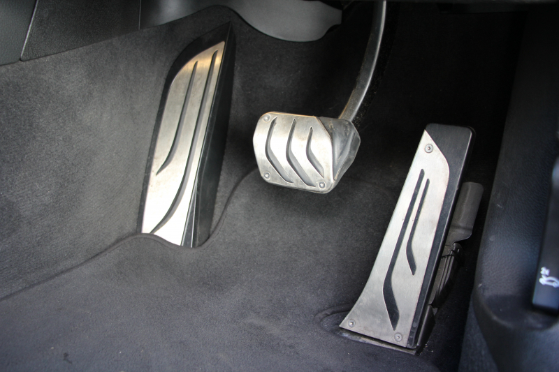 BMW 3シリーズ 320d Mｽﾎﾟｰﾂ ｴﾃﾞｨｼｮﾝｼｬﾄﾞｰ 特別仕様車 ﾋｰﾀｰ黒革 液晶ﾒｰﾀｰ 19AW ﾀﾞｰｸLEDﾍｯﾄﾞﾗｲﾄ&ﾃｰﾙ ﾀｯﾁ画面HDDﾅﾋﾞ追従ACC ﾚｰﾝﾁｪﾝｼﾞ警告 衝突軽減ﾌﾞﾚｰｷ 車線逸脱警告 歩行者警告 2年保証