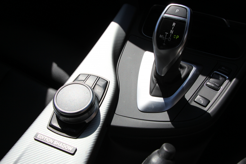 BMW 3シリーズ 320d Mｽﾎﾟｰﾂ ｴﾃﾞｨｼｮﾝｼｬﾄﾞｰ 特別仕様車 ﾋｰﾀｰ黒革 液晶ﾒｰﾀｰ 19AW ﾀﾞｰｸLEDﾍｯﾄﾞﾗｲﾄ&ﾃｰﾙ ﾀｯﾁ画面HDDﾅﾋﾞ追従ACC ﾚｰﾝﾁｪﾝｼﾞ警告 衝突軽減ﾌﾞﾚｰｷ 車線逸脱警告 歩行者警告 2年保証