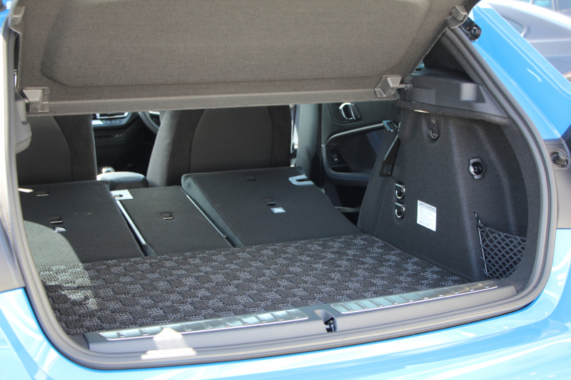 BMW 1シリーズ M135i Xdrive ﾃﾞﾋﾞｭｰP 4WD 1ｵｰﾅ 306馬力 Mｽﾎﾟｰﾂｼｰﾄ ｱﾀﾞﾌﾟﾃｨﾌﾞｻｽ Mｼｰﾄﾍﾞﾙﾄ ｼｰﾄﾋｰﾀｰ ｺﾝﾌｫｰﾄP ﾗｲﾌﾞｺｯｸﾋﾟｯﾄ 追ACC 電動ﾄﾗﾝｸ ｱｯﾌﾟﾙｶｰﾌﾟﾚｲ対応 純正ﾅﾋﾞPｱｼｽﾄ LEDﾍｯﾄﾞﾗｲﾄ ﾚｰﾝC警告 衝突軽減ﾌﾞﾚｰｷ ｽﾏｰﾄｷｰ 2年保証