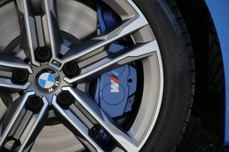 BMW 1シリーズ M135i Xdrive ﾃﾞﾋﾞｭｰP 4WD 1ｵｰﾅ 306馬力 Mｽﾎﾟｰﾂｼｰﾄ ｱﾀﾞﾌﾟﾃｨﾌﾞｻｽ Mｼｰﾄﾍﾞﾙﾄ ｼｰﾄﾋｰﾀｰ ｺﾝﾌｫｰﾄP ﾗｲﾌﾞｺｯｸﾋﾟｯﾄ 追ACC 電動ﾄﾗﾝｸ ｱｯﾌﾟﾙｶｰﾌﾟﾚｲ対応 純正ﾅﾋﾞPｱｼｽﾄ LEDﾍｯﾄﾞﾗｲﾄ ﾚｰﾝC警告 衝突軽減ﾌﾞﾚｰｷ ｽﾏｰﾄｷｰ 2年保証