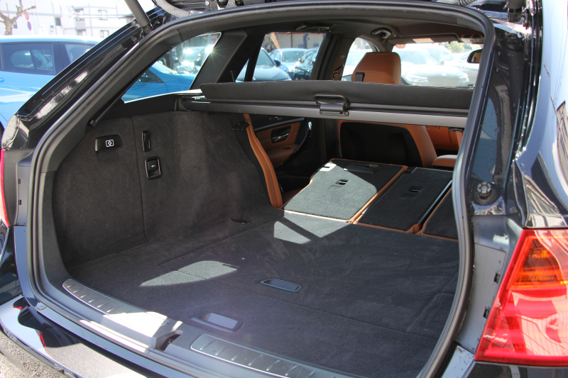 BMW 3シリーズ 320i ﾂｰﾘﾝｸﾞｴｸｽｸﾙｰｼﾌﾞｽﾎﾟｰﾂ 特別仕様車 限定320台 追従ACC HUD ﾋｰﾀｰ茶革 衝突軽減ﾌﾞﾚｰｷ 車線逸脱警告 歩行者警告 ﾀｯﾁﾊﾟｯﾄﾞ対応HDDﾅﾋﾞBluetoothｵｰﾃﾞｨｵ Bｶﾒﾗ ｽﾏｰﾄｷｰ  ﾊﾟﾄﾞﾙｼﾌﾄ 専用ｴｱﾛ 19AW ﾐﾗｰETC ｽﾏｰﾄｵｰﾌﾟﾝ ｼｰﾄﾒﾓﾘｰ 2年保証