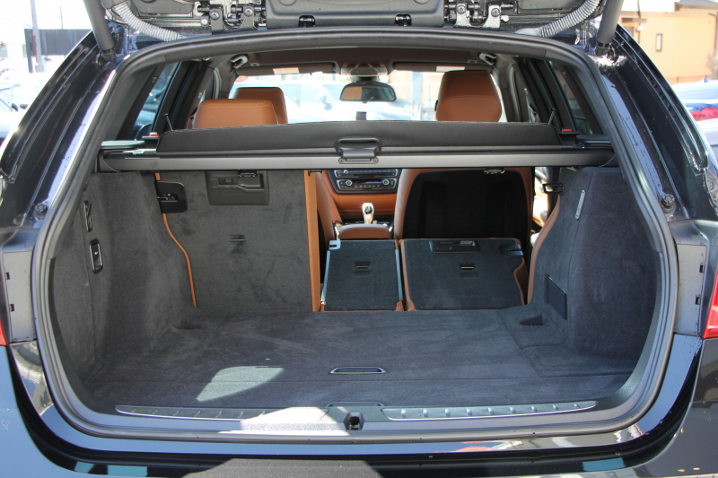 BMW 3シリーズ 320i ﾂｰﾘﾝｸﾞｴｸｽｸﾙｰｼﾌﾞｽﾎﾟｰﾂ 特別仕様車 限定320台 追従ACC HUD ﾋｰﾀｰ茶革 衝突軽減ﾌﾞﾚｰｷ 車線逸脱警告 歩行者警告 ﾀｯﾁﾊﾟｯﾄﾞ対応HDDﾅﾋﾞBluetoothｵｰﾃﾞｨｵ Bｶﾒﾗ ｽﾏｰﾄｷｰ  ﾊﾟﾄﾞﾙｼﾌﾄ 専用ｴｱﾛ 19AW ﾐﾗｰETC ｽﾏｰﾄｵｰﾌﾟﾝ ｼｰﾄﾒﾓﾘｰ 2年保証