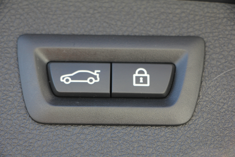 BMW 3シリーズ 320i ﾂｰﾘﾝｸﾞｴｸｽｸﾙｰｼﾌﾞｽﾎﾟｰﾂ 特別仕様車 限定320台 追従ACC HUD ﾋｰﾀｰ茶革 衝突軽減ﾌﾞﾚｰｷ 車線逸脱警告 歩行者警告 ﾀｯﾁﾊﾟｯﾄﾞ対応HDDﾅﾋﾞBluetoothｵｰﾃﾞｨｵ Bｶﾒﾗ ｽﾏｰﾄｷｰ  ﾊﾟﾄﾞﾙｼﾌﾄ 専用ｴｱﾛ 19AW ﾐﾗｰETC ｽﾏｰﾄｵｰﾌﾟﾝ ｼｰﾄﾒﾓﾘｰ 2年保証