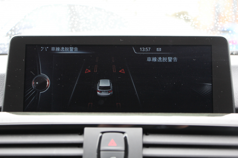 BMW 3シリーズ 320i ﾂｰﾘﾝｸﾞｴｸｽｸﾙｰｼﾌﾞｽﾎﾟｰﾂ 特別仕様車 限定320台 追従ACC HUD ﾋｰﾀｰ茶革 衝突軽減ﾌﾞﾚｰｷ 車線逸脱警告 歩行者警告 ﾀｯﾁﾊﾟｯﾄﾞ対応HDDﾅﾋﾞBluetoothｵｰﾃﾞｨｵ Bｶﾒﾗ ｽﾏｰﾄｷｰ  ﾊﾟﾄﾞﾙｼﾌﾄ 専用ｴｱﾛ 19AW ﾐﾗｰETC ｽﾏｰﾄｵｰﾌﾟﾝ ｼｰﾄﾒﾓﾘｰ 2年保証