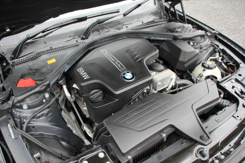 BMW 3シリーズ 320i ﾂｰﾘﾝｸﾞｴｸｽｸﾙｰｼﾌﾞｽﾎﾟｰﾂ 特別仕様車 限定320台 追従ACC HUD ﾋｰﾀｰ茶革 衝突軽減ﾌﾞﾚｰｷ 車線逸脱警告 歩行者警告 ﾀｯﾁﾊﾟｯﾄﾞ対応HDDﾅﾋﾞBluetoothｵｰﾃﾞｨｵ Bｶﾒﾗ ｽﾏｰﾄｷｰ  ﾊﾟﾄﾞﾙｼﾌﾄ 専用ｴｱﾛ 19AW ﾐﾗｰETC ｽﾏｰﾄｵｰﾌﾟﾝ ｼｰﾄﾒﾓﾘｰ 2年保証