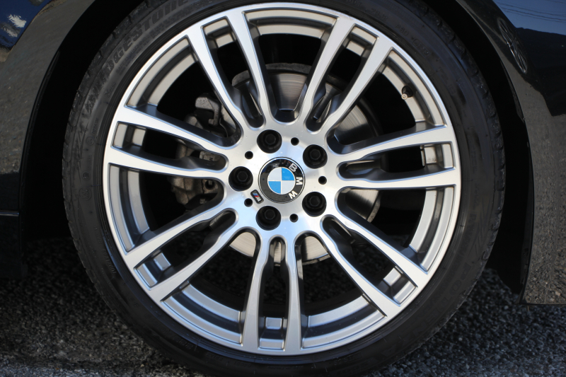 BMW 3シリーズ 320i ﾂｰﾘﾝｸﾞｴｸｽｸﾙｰｼﾌﾞｽﾎﾟｰﾂ 特別仕様車 限定320台 追従ACC HUD ﾋｰﾀｰ茶革 衝突軽減ﾌﾞﾚｰｷ 車線逸脱警告 歩行者警告 ﾀｯﾁﾊﾟｯﾄﾞ対応HDDﾅﾋﾞBluetoothｵｰﾃﾞｨｵ Bｶﾒﾗ ｽﾏｰﾄｷｰ  ﾊﾟﾄﾞﾙｼﾌﾄ 専用ｴｱﾛ 19AW ﾐﾗｰETC ｽﾏｰﾄｵｰﾌﾟﾝ ｼｰﾄﾒﾓﾘｰ 2年保証