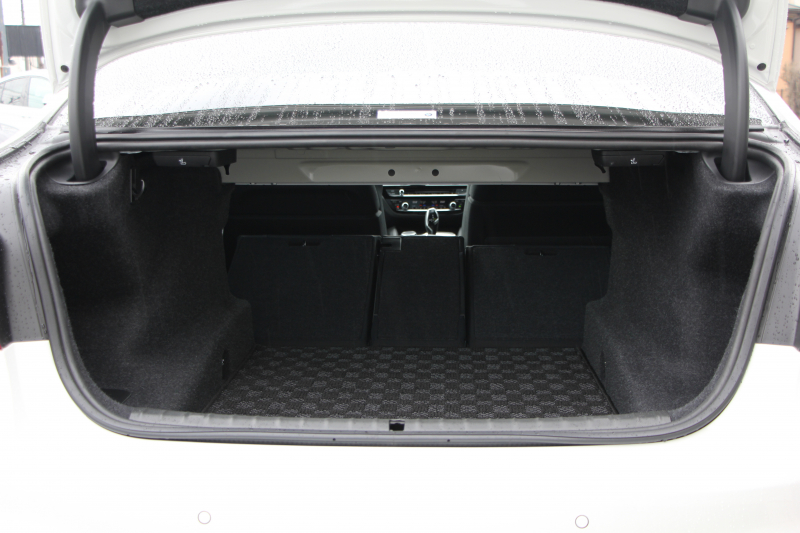 BMW 5シリーズ 540i Mｽﾎﾟｰﾂ 走行6000km 直6ﾀｰﾎﾞ340馬力 ｺﾝﾌｫｰﾄ&ｲﾉﾍﾞｰｼｮﾝP 全ﾋｰﾀｰ黒革 ﾏｯｻｰｼﾞﾍﾞﾝﾁﾚｰﾀｰ ﾃﾞｨｽﾌﾟﾚｲｷｰ&ﾘﾓｰﾄﾊﾟｰｷﾝｸﾞｼﾞｪｽﾁｬｰC 置くだけ充電 液晶ﾒｰﾀｰ HUD 追ACC LEDﾍｯﾄﾞﾗｲﾄ ﾀｯﾁ画面ﾅﾋﾞTV 2年保証