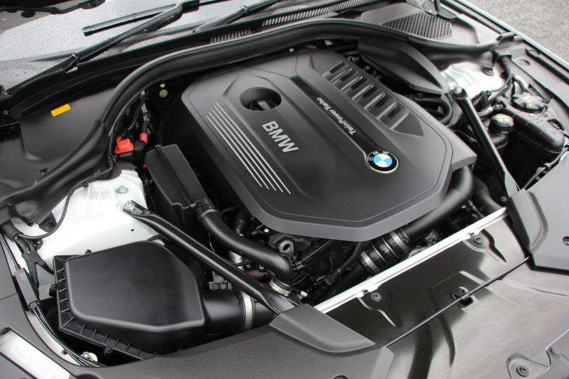 BMW 5シリーズ 540i Mｽﾎﾟｰﾂ 走行6000km 直6ﾀｰﾎﾞ340馬力 ｺﾝﾌｫｰﾄ&ｲﾉﾍﾞｰｼｮﾝP 全ﾋｰﾀｰ黒革 ﾏｯｻｰｼﾞﾍﾞﾝﾁﾚｰﾀｰ ﾃﾞｨｽﾌﾟﾚｲｷｰ&ﾘﾓｰﾄﾊﾟｰｷﾝｸﾞｼﾞｪｽﾁｬｰC 置くだけ充電 液晶ﾒｰﾀｰ HUD 追ACC LEDﾍｯﾄﾞﾗｲﾄ ﾀｯﾁ画面ﾅﾋﾞTV 2年保証