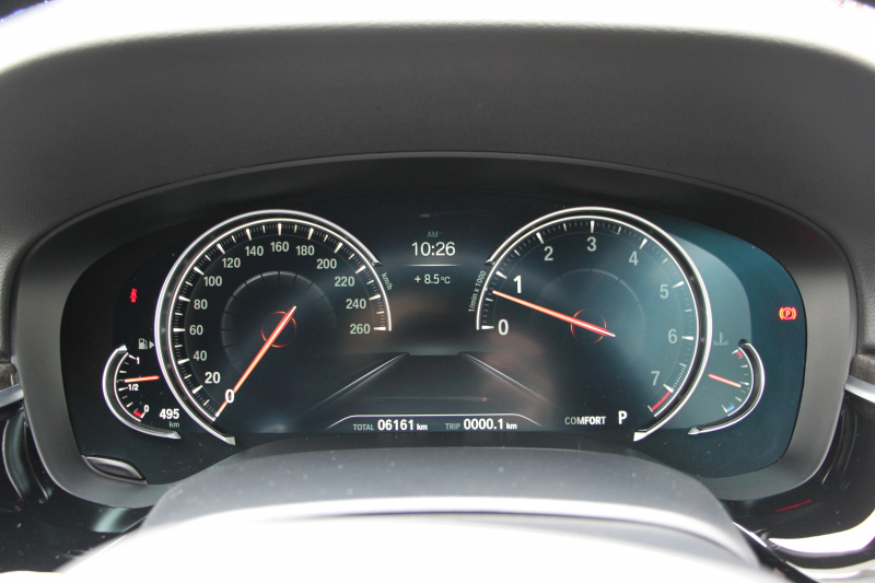 BMW 5シリーズ 540i Mｽﾎﾟｰﾂ 走行6000km 直6ﾀｰﾎﾞ340馬力 ｺﾝﾌｫｰﾄ&ｲﾉﾍﾞｰｼｮﾝP 全ﾋｰﾀｰ黒革 ﾏｯｻｰｼﾞﾍﾞﾝﾁﾚｰﾀｰ ﾃﾞｨｽﾌﾟﾚｲｷｰ&ﾘﾓｰﾄﾊﾟｰｷﾝｸﾞｼﾞｪｽﾁｬｰC 置くだけ充電 液晶ﾒｰﾀｰ HUD 追ACC LEDﾍｯﾄﾞﾗｲﾄ ﾀｯﾁ画面ﾅﾋﾞTV 2年保証