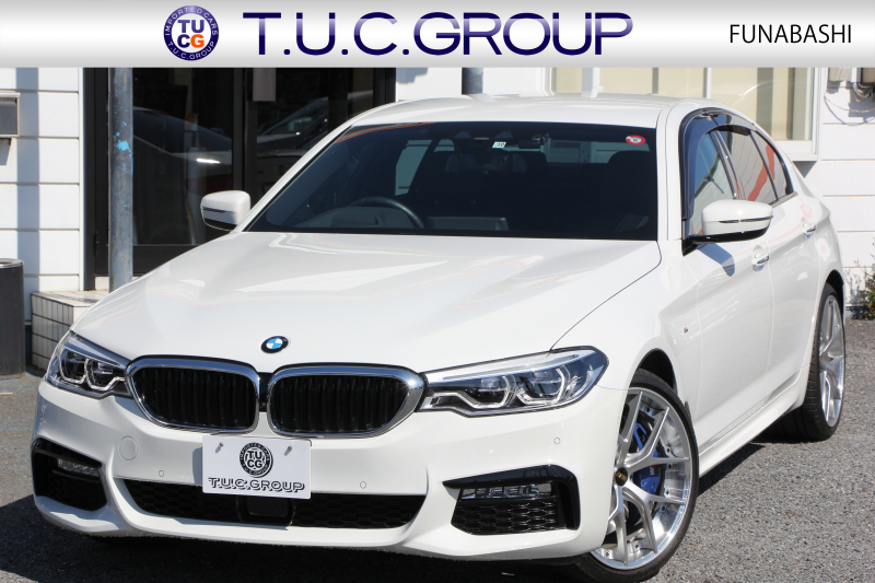 BMW 5シリーズ 540i Mｽﾎﾟｰﾂ 走行6000km 直6ﾀｰﾎﾞ340馬力 ｺﾝﾌｫｰﾄ&ｲﾉﾍﾞｰｼｮﾝP 全ﾋｰﾀｰ黒革 ﾏｯｻｰｼﾞﾍﾞﾝﾁﾚｰﾀｰ ﾃﾞｨｽﾌﾟﾚｲｷｰ&ﾘﾓｰﾄﾊﾟｰｷﾝｸﾞｼﾞｪｽﾁｬｰC 置くだけ充電 液晶ﾒｰﾀｰ HUD 追ACC LEDﾍｯﾄﾞﾗｲﾄ ﾀｯﾁ画面ﾅﾋﾞTV 2年保証