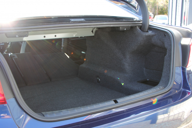 BMW 5シリーズ 530i Mｽﾎﾟｰﾂ 型式変更後ﾓﾃﾞﾙ 高出力 252馬力 新液晶ﾒｰﾀｰ 全ﾋｰﾀｰ黒革 追従ACC HUD ｽﾃｱﾘﾝｸﾞｻﾎﾟｰﾄ ﾀｯﾁ画面ﾅﾋﾞTV 360度ﾊﾟﾉﾗﾏｶﾒﾗ ｱｸﾃｨﾌﾞPDC緊急ﾌﾞﾚｰｷ LEDﾍｯﾄﾞﾗｲﾄ ｵｰﾄﾊｲﾋﾞｰﾑ 電動ﾄﾗﾝｸ 2年保証