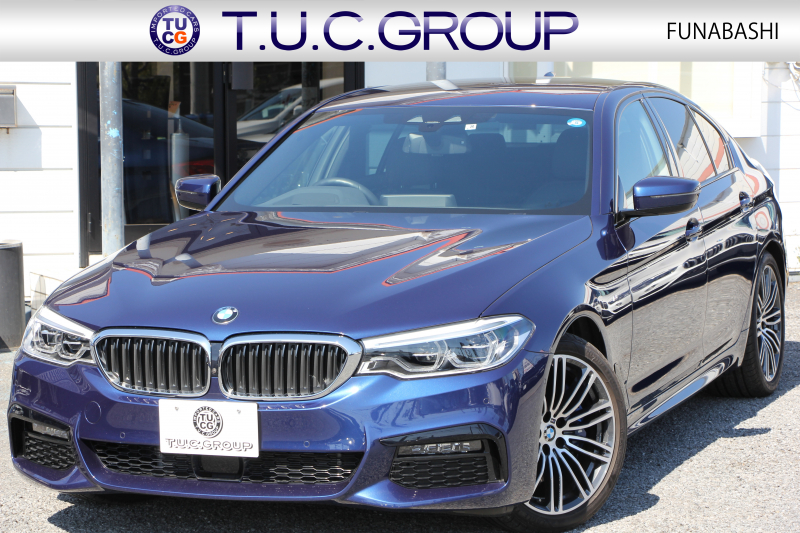 BMW 5シリーズ 530i Mｽﾎﾟｰﾂ 型式変更後ﾓﾃﾞﾙ 高出力 252馬力 新液晶ﾒｰﾀｰ 全ﾋｰﾀｰ黒革 追従ACC HUD ｽﾃｱﾘﾝｸﾞｻﾎﾟｰﾄ ﾀｯﾁ画面ﾅﾋﾞTV 360度ﾊﾟﾉﾗﾏｶﾒﾗ ｱｸﾃｨﾌﾞPDC緊急ﾌﾞﾚｰｷ LEDﾍｯﾄﾞﾗｲﾄ ｵｰﾄﾊｲﾋﾞｰﾑ 電動ﾄﾗﾝｸ 2年保証
