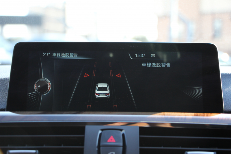 BMW 4シリーズ 420i ｸｰﾍﾟﾗｸﾞｼﾞｭｱﾘｰ 変更後新ｴﾝｼﾞﾝ ｻﾄﾞﾙﾌﾞﾗｳﾝﾚｻﾞｰ ｼｰﾄﾋｰﾀｰ 追従ACC ﾚｰﾝﾁｪﾝｼﾞ警告 衝突軽減ﾌﾞﾚｰｷ 車線逸脱警告 歩行者警告 ﾀｯﾁﾊﾟｯﾄﾞ対応HDDﾅﾋﾞBｶﾒﾗ Bluetooth接続 ｽﾏｰﾄｷｰ 2年保証