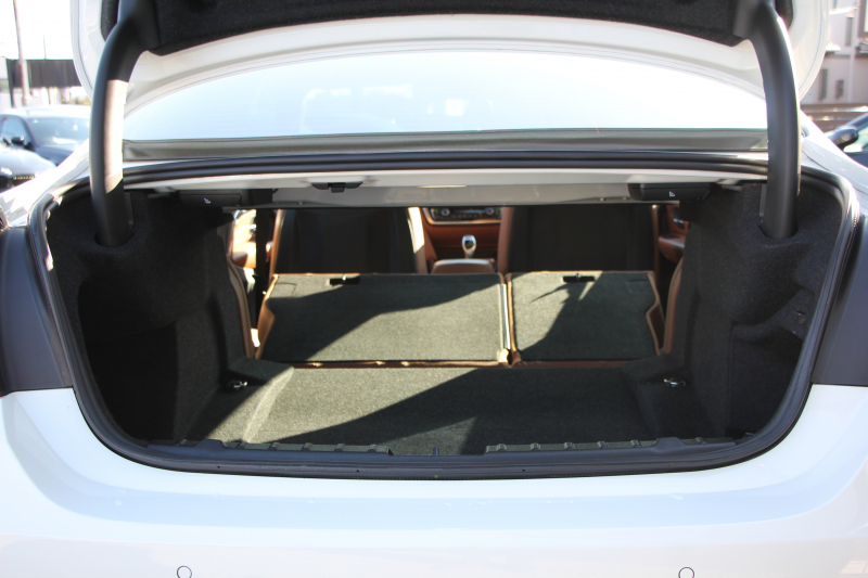 BMW 4シリーズ 420i ｸｰﾍﾟﾗｸﾞｼﾞｭｱﾘｰ 変更後新ｴﾝｼﾞﾝ ｻﾄﾞﾙﾌﾞﾗｳﾝﾚｻﾞｰ ｼｰﾄﾋｰﾀｰ 追従ACC ﾚｰﾝﾁｪﾝｼﾞ警告 衝突軽減ﾌﾞﾚｰｷ 車線逸脱警告 歩行者警告 ﾀｯﾁﾊﾟｯﾄﾞ対応HDDﾅﾋﾞBｶﾒﾗ Bluetooth接続 ｽﾏｰﾄｷｰ 2年保証