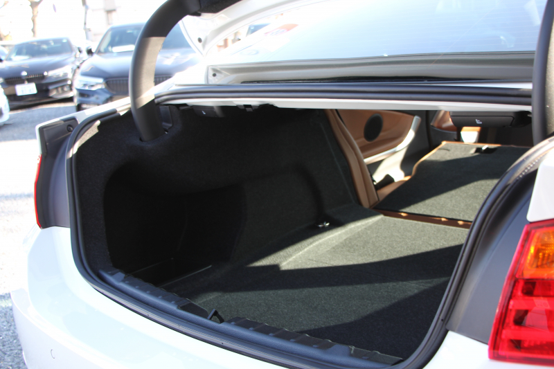 BMW 4シリーズ 420i ｸｰﾍﾟﾗｸﾞｼﾞｭｱﾘｰ 変更後新ｴﾝｼﾞﾝ ｻﾄﾞﾙﾌﾞﾗｳﾝﾚｻﾞｰ ｼｰﾄﾋｰﾀｰ 追従ACC ﾚｰﾝﾁｪﾝｼﾞ警告 衝突軽減ﾌﾞﾚｰｷ 車線逸脱警告 歩行者警告 ﾀｯﾁﾊﾟｯﾄﾞ対応HDDﾅﾋﾞBｶﾒﾗ Bluetooth接続 ｽﾏｰﾄｷｰ 2年保証