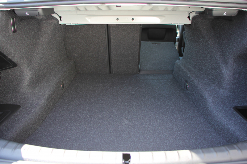 BMW 5シリーズ 530i ﾗｸﾞｼﾞｭｱﾘｰ ｲﾉﾍﾞｰｼｮﾝP 1ｵｰﾅ 真珠色 HUD ﾃﾞｨｽﾌﾟﾚｲｷｰ ﾘﾓｰﾄﾊﾟｰｷﾝｸﾞｼﾞｪｽﾁｬｰC 全ﾋｰﾀｰ黒革 追従ACC ｽﾃｱﾘﾝｸﾞｻﾎﾟｰﾄ LEDﾍｯﾄﾞﾗｲﾄ ｵｰﾄﾊｲﾋﾞｰﾑ ﾀｯﾁ画面HDDﾅﾋﾞTV 360度ｶﾒﾗ 電動ﾄﾗﾝｸ PDC緊急ﾌﾞﾚｰｷ 2年保証