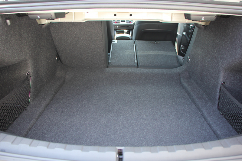 BMW 3シリーズ 320i Mｽﾎﾟｰﾂ ﾊｲﾗｲﾝ ｺﾝﾌｫｰﾄP 1ｵｰﾅ ﾋｰﾀｰ黒革 ﾗﾝﾊﾞｰｻﾎﾟｰﾄ ｵﾌﾟｼｮﾝ19AW 電動ﾄﾗﾝｸ Hifiｽﾋﾟｰｶｰ HUD 真珠色 BMWﾗｲﾌﾞｺｯｸﾋﾟｯﾄ 置くだけ充電 LEDﾍｯﾄﾞﾗｲﾄ ｱﾝﾋﾞｴﾝﾄﾗｲﾄ 追従ACC ｽﾃｱﾘﾝｸﾞｻﾎﾟｰﾄ ｱｯﾌﾟﾙｶｰﾌﾟﾚｲ ﾀｯﾁ画面ﾅﾋﾞ2年保証