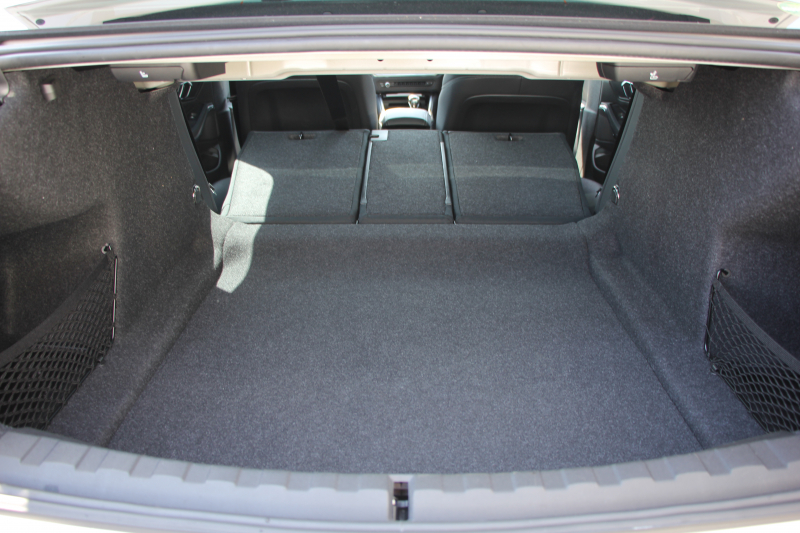 BMW 3シリーズ 320i Mｽﾎﾟｰﾂ ﾊｲﾗｲﾝ ｺﾝﾌｫｰﾄP 1ｵｰﾅ ﾋｰﾀｰ黒革 ﾗﾝﾊﾞｰｻﾎﾟｰﾄ ｵﾌﾟｼｮﾝ19AW 電動ﾄﾗﾝｸ Hifiｽﾋﾟｰｶｰ HUD 真珠色 BMWﾗｲﾌﾞｺｯｸﾋﾟｯﾄ 置くだけ充電 LEDﾍｯﾄﾞﾗｲﾄ ｱﾝﾋﾞｴﾝﾄﾗｲﾄ 追従ACC ｽﾃｱﾘﾝｸﾞｻﾎﾟｰﾄ ｱｯﾌﾟﾙｶｰﾌﾟﾚｲ ﾀｯﾁ画面ﾅﾋﾞ2年保証